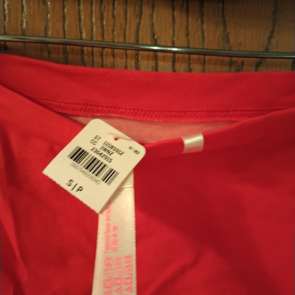 Victoria's secret panties - Picture 2 of 2